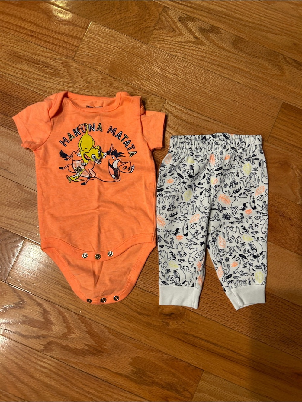 Disney Orange Lion King Baby Bean Graphic Tee